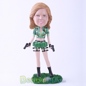 Picture of Female Soldier with Two Pistols Bobblehead