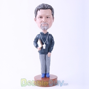 Picture of Professional Male Referee Bobblehead