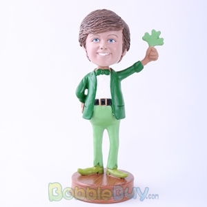 Picture of Man Holding Leaves Bobblehead