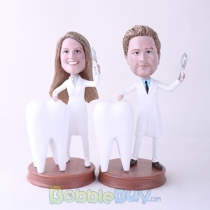 Picture of Male Dentist & Female Dentist Bobblehead