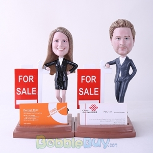 Picture of Couple Property Agent Bobblehead