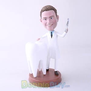 Picture of Male Dentist with Big Tooth Bobblehead