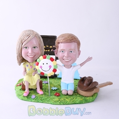 Picture of BBQ Theme Daughter & Son Bobblehead