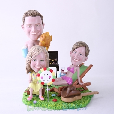 Picture of BBQ Theme Mother & Father & Daughter Bobblehead