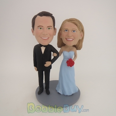 Picture of Arms Around Each Other Retro Wedding Couple Bobblehead