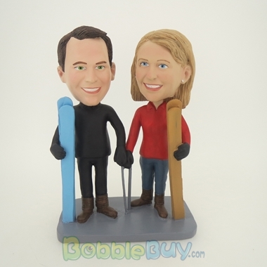 Picture of Skiing Couple Bobblehead
