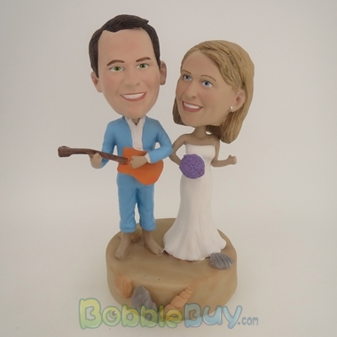 Picture of The Couple Beach Time Fun  Bobblehead